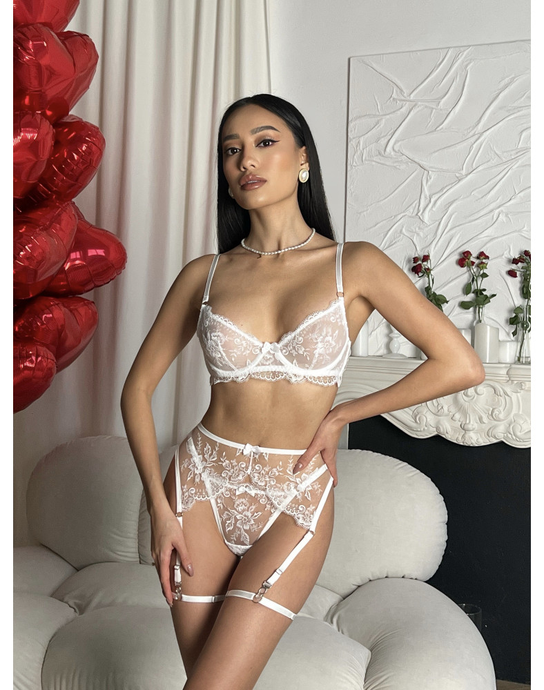 Комплект білизни Sofi White з вишивкою